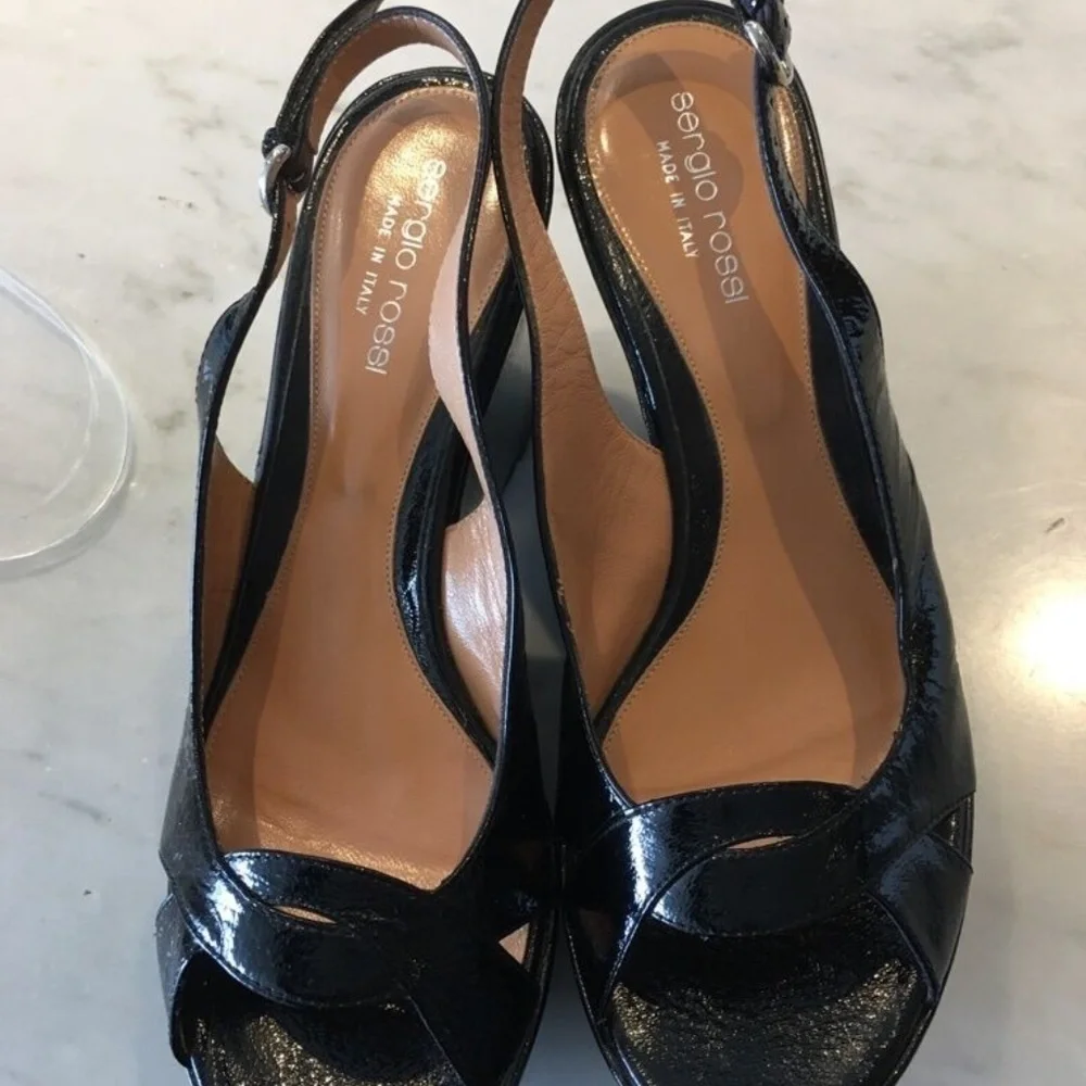 SERGIO ROSSI PLATFORM BLACK PATENT LEATHER SANDALS SZ 38
